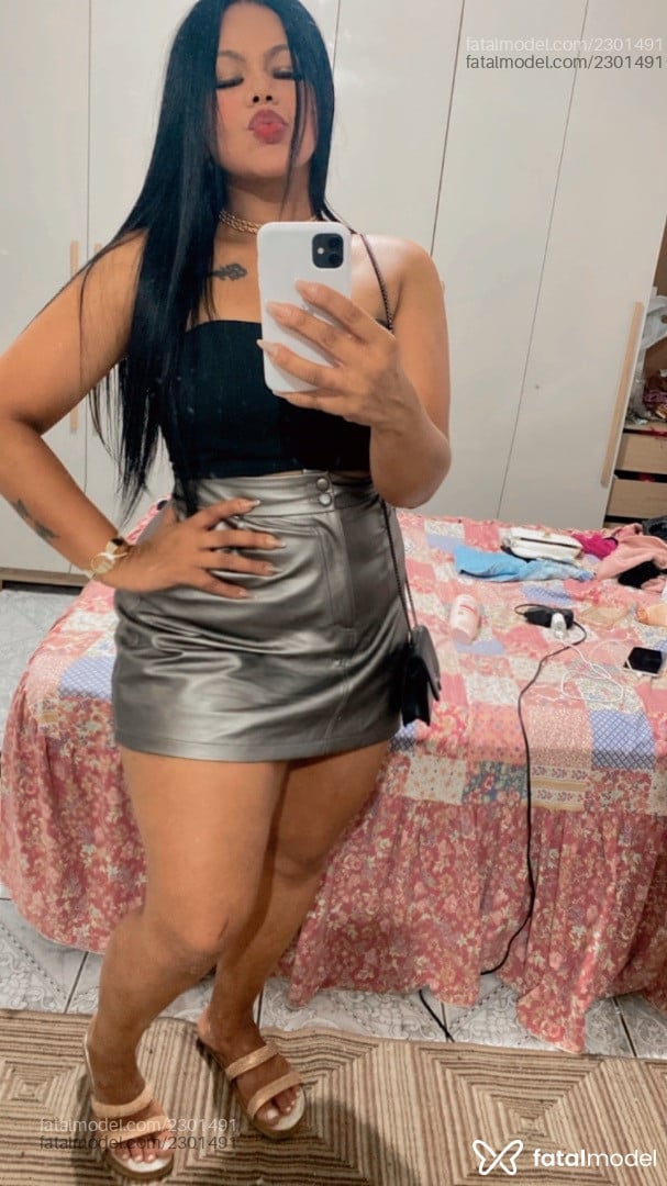 Acompanhante mulher morena (o) de olhos castanhos em São Paulo Acompanhante mulher morena (o) de olhos castanhos em São Paulo - Analise