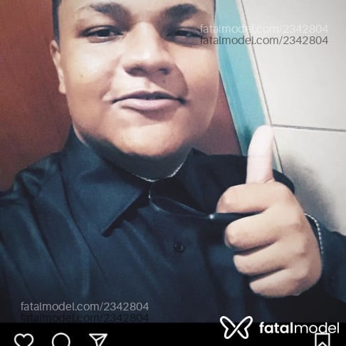 Acompanhante homem morena (o) de olhos pretos em Mogi Guaçu - Augusto