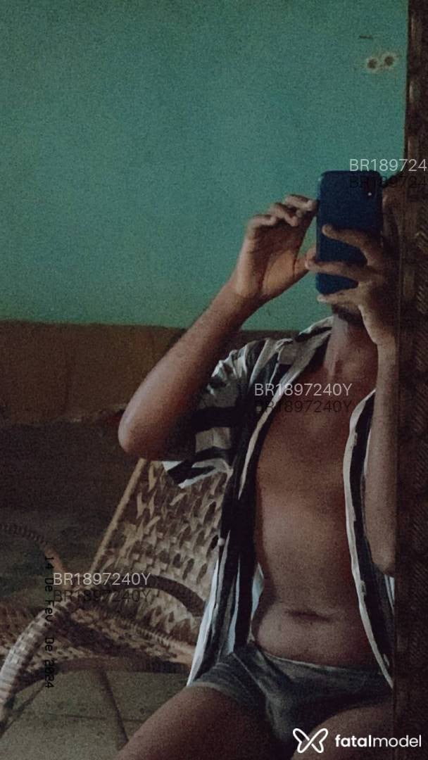 Acompanhante homem morena (o) de olhos pretos em Virtual - Kayzinho