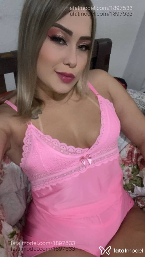 Acompanhante mulher loira (o) de olhos verdes - Larissa