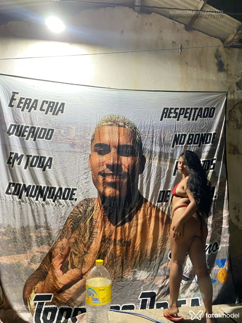 Acompanhante mulher morena (o) de olhos mel em Caruaru Acompanhante mulher morena (o) de olhos mel em Caruaru - Milly