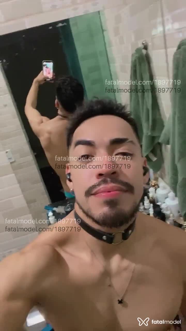 Acompanhante homem com cabelo castanho de olhos castanhos em São Paulo Acompanhante homem com cabelo castanho de olhos castanhos em São Paulo - Belo guapo