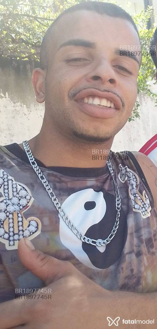 Acompanhante homem morena (o) de olhos castanhos em São Carlos - Dennis Ferraz