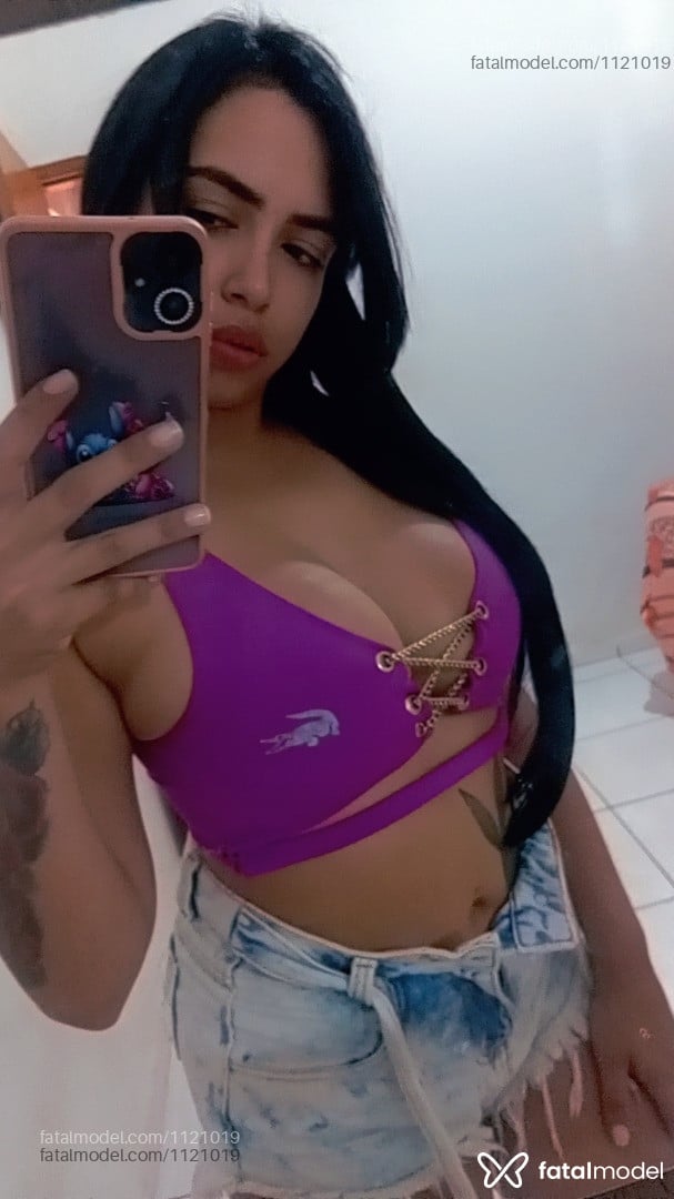 Acompanhante mulher morena (o) de olhos castanhos em São José do Rio Preto - Gabiih