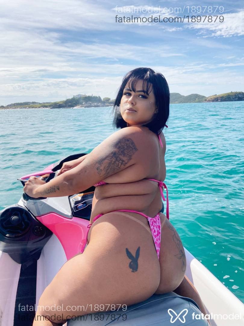Acompanhante mulher com cabelo castanho de olhos castanhos - Amanda Mendes