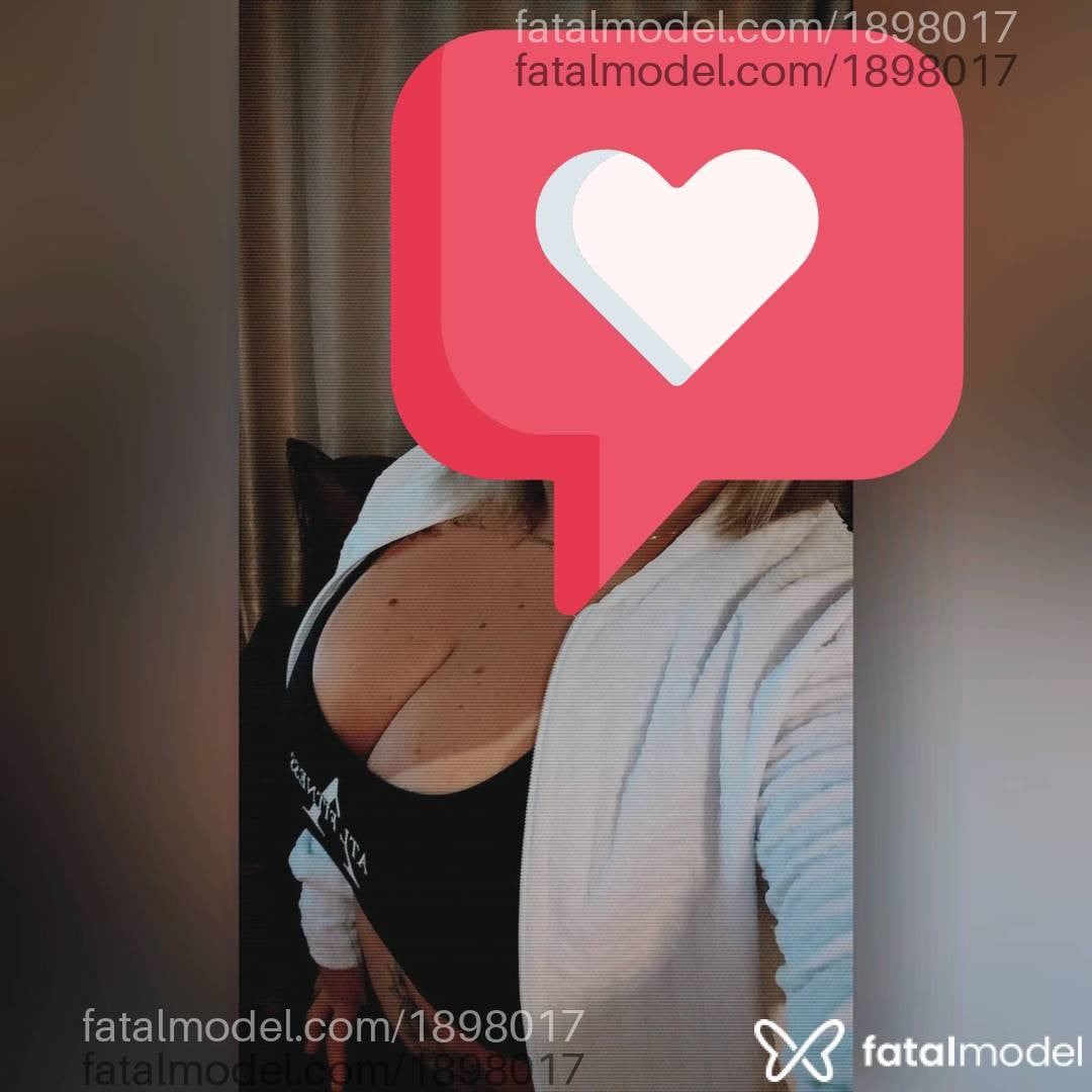 Acompanhante mulher loira (o) de olhos mel - Camila Lopes