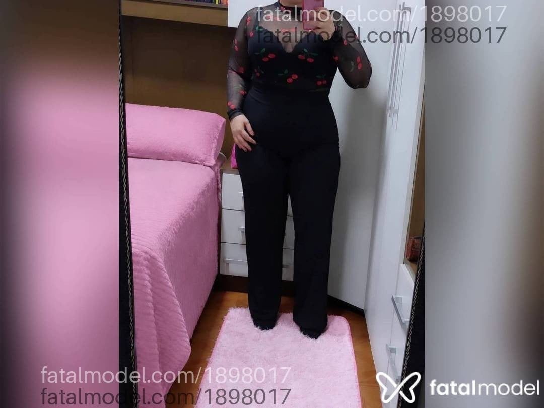Acompanhante mulher loira (o) de olhos mel - Camila Lopes