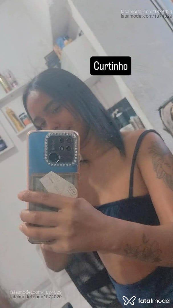 Acompanhante mulher com cabelo castanho de olhos castanhos em Cabo de Santo Agostinho Acompanhante mulher com cabelo castanho de olhos castanhos em Cabo de Santo Agostinho - Jéssica hellen