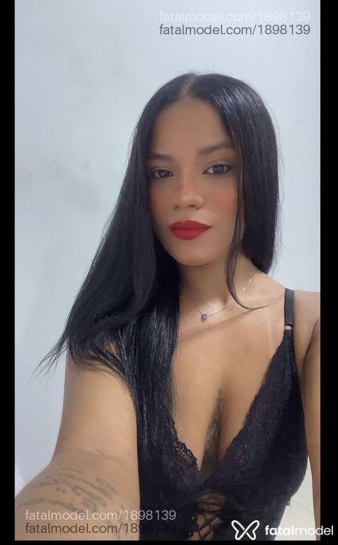 Acompanhante mulher morena (o) de olhos castanhos - Mel Vitória