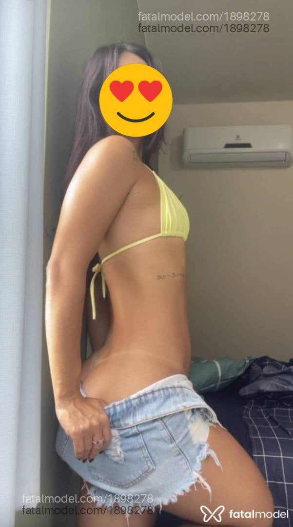 Acompanhante mulher com cabelo castanho de olhos castanhos em João Pessoa - Larissa