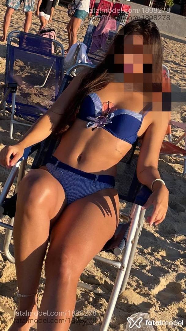 Acompanhante mulher com cabelo castanho de olhos castanhos em João Pessoa - Larissa
