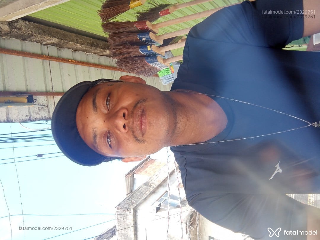 Acompanhante homem morena (o) de olhos mel em Rio de Janeiro Acompanhante homem morena (o) de olhos mel em Rio de Janeiro - Murdoc