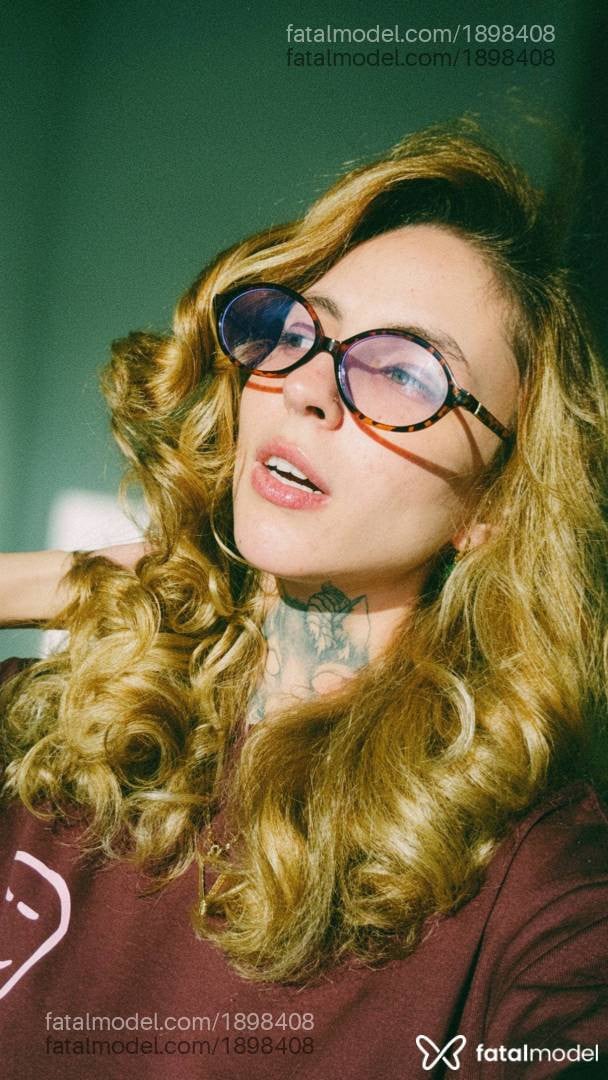 Acompanhante mulher loira (o) de olhos verdes em São Paulo - Catarina Meize