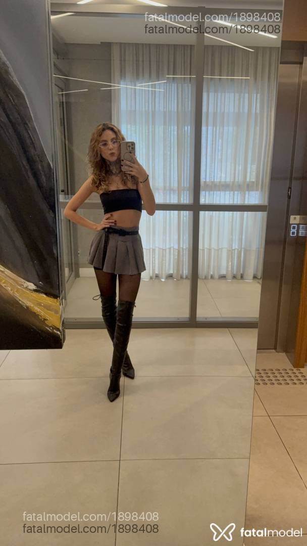 Acompanhante mulher loira (o) de olhos verdes em São Paulo - Catarina Meize
