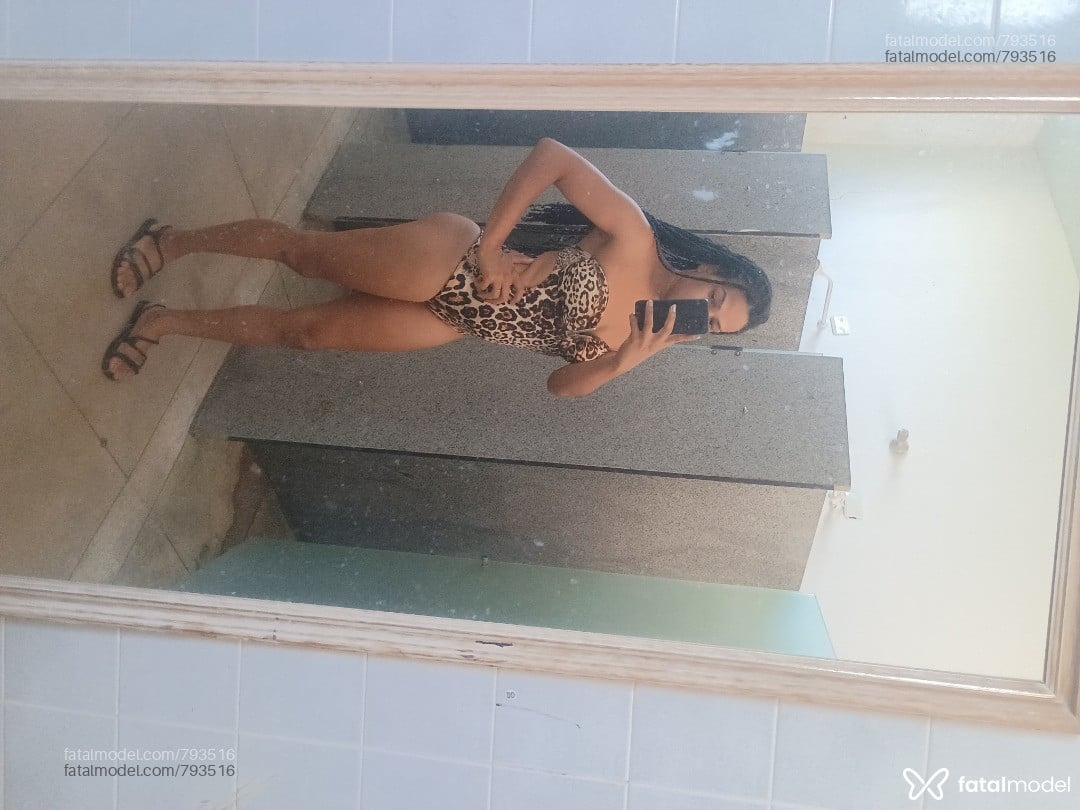 Acompanhante mulher trans morena (o) de olhos castanhos em Santo Antônio da Platina Acompanhante mulher trans morena (o) de olhos castanhos em Santo Antônio da Platina - Rhianna veludinha