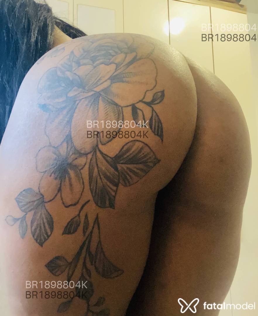 Acompanhante mulher morena (o) de olhos castanhos em São Paulo - Tauane