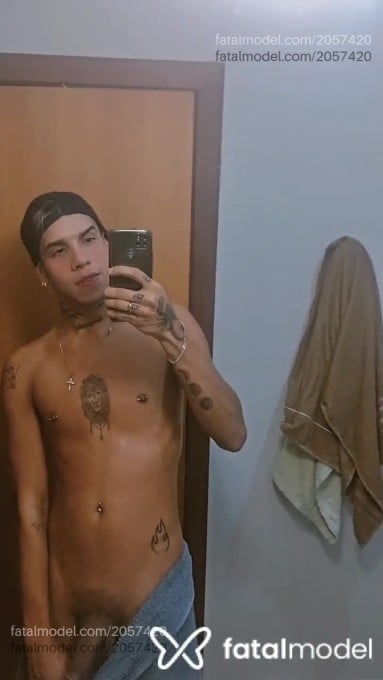 Acompanhante homem loira (o) de olhos pretos em São Paulo - Cleibe