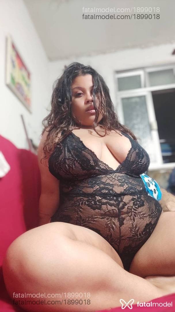 Acompanhante mulher morena (o) de olhos castanhos em Rio de Janeiro - LollySad
