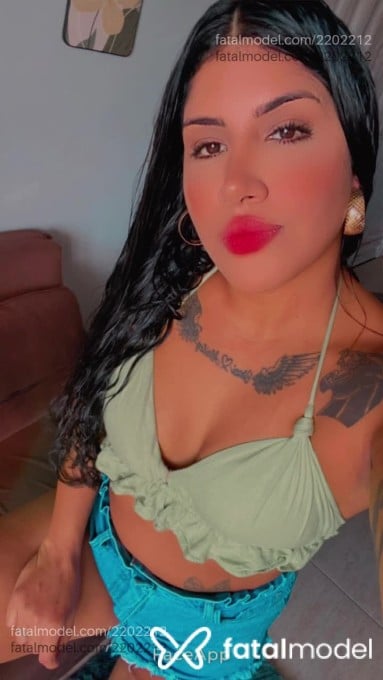 Acompanhante mulher morena (o) de olhos castanhos em Serra - Luana