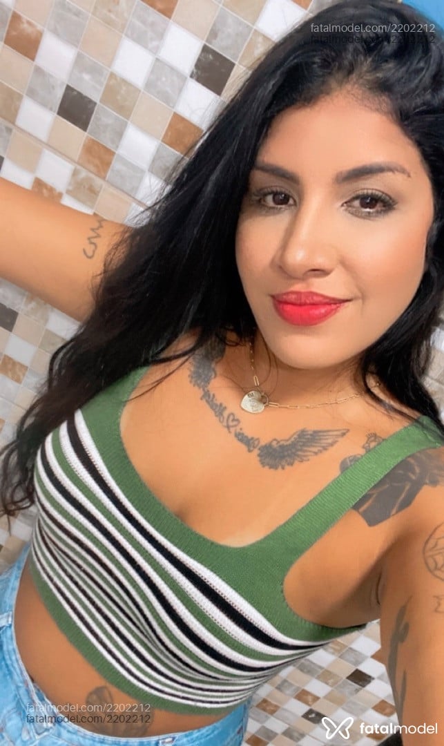 Acompanhante mulher morena (o) de olhos castanhos em Serra - Luana