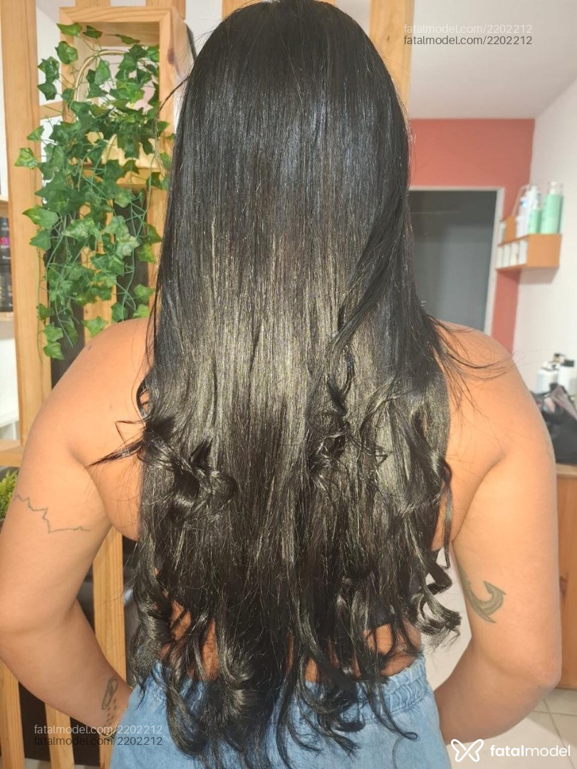 Acompanhante mulher morena (o) de olhos castanhos em Serra - Luana