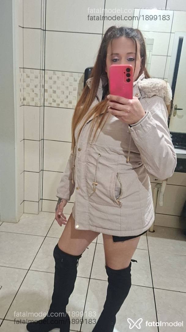 Acompanhante mulher ruiva (o) de olhos azuis em Lajeado - Beatriz