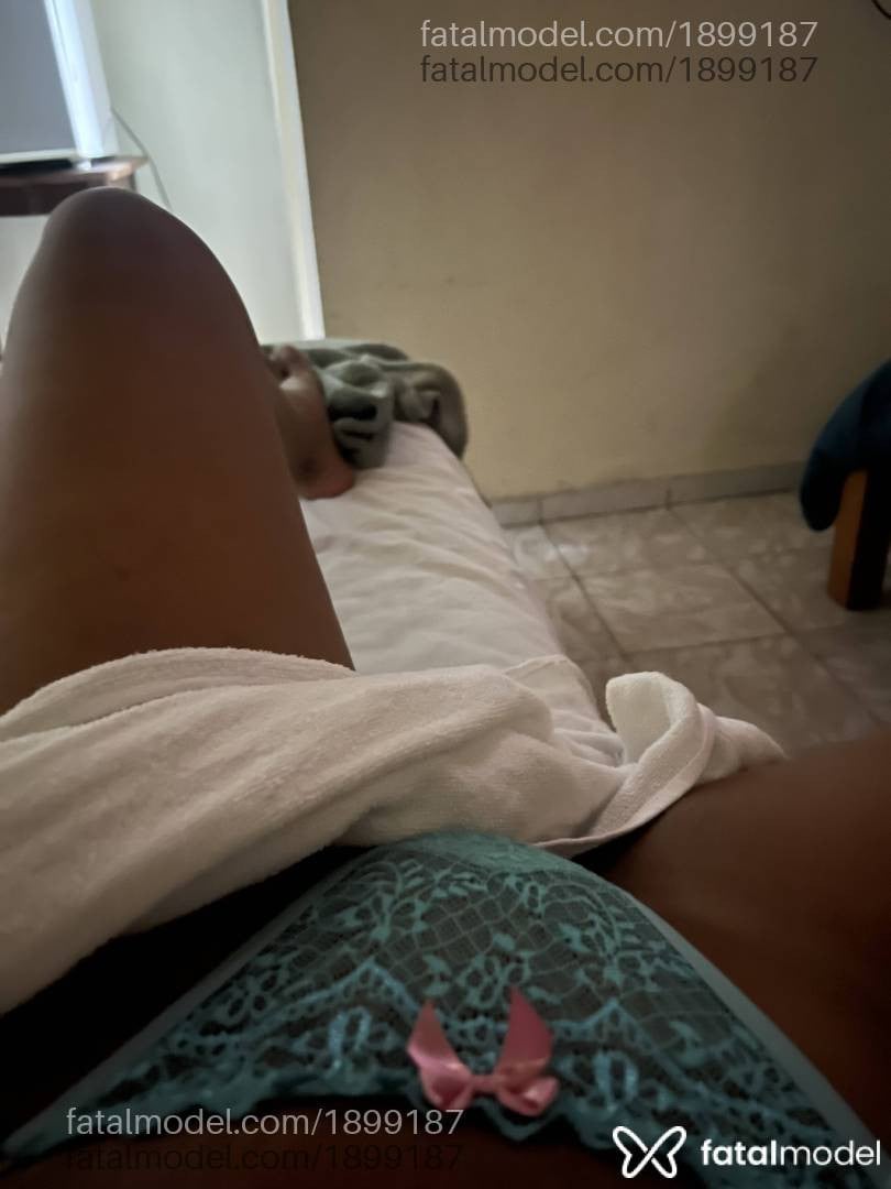 Acompanhante mulher morena (o) de olhos pretos em Manaus - Barcellos