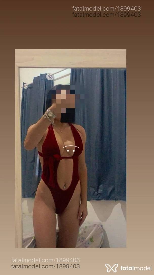Acompanhante mulher com cabelo castanho de olhos castanhos - Mary