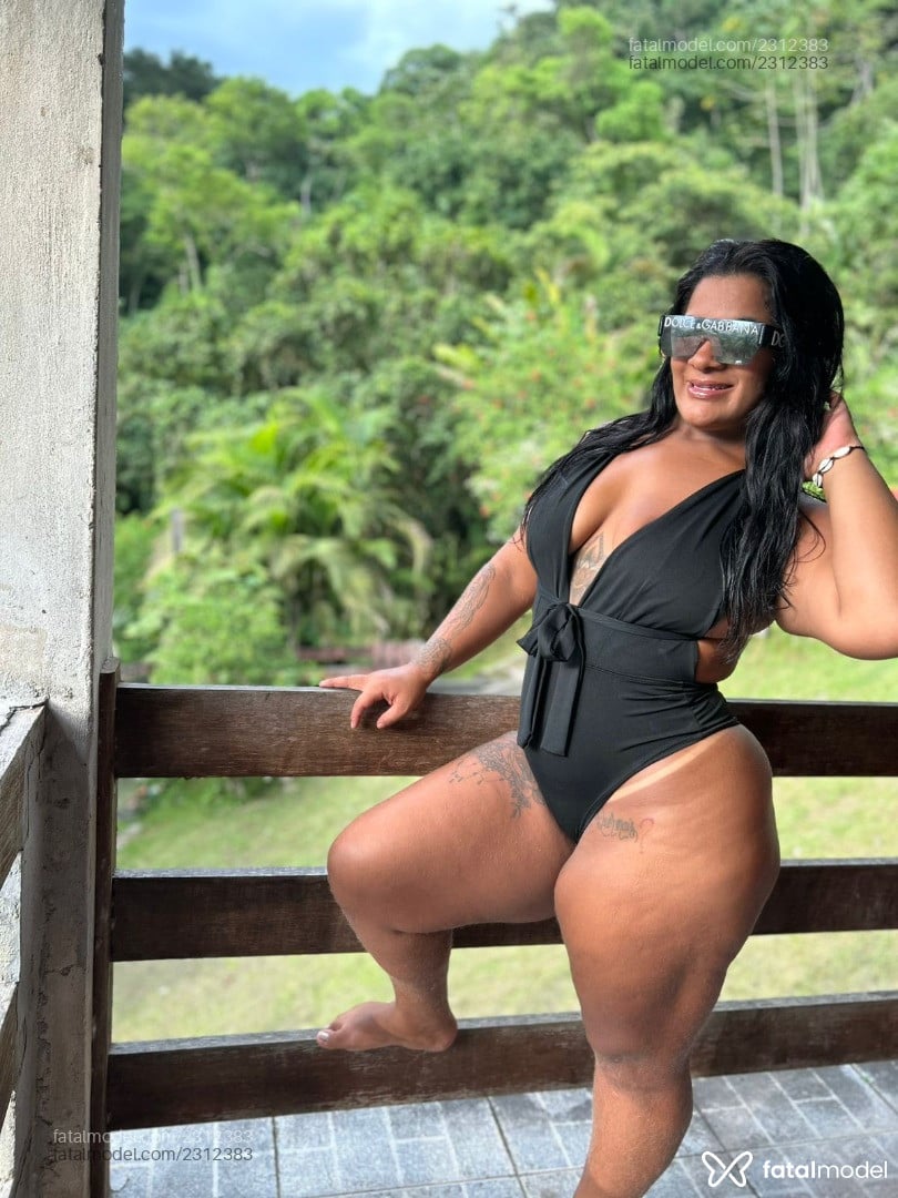 Acompanhante mulher morena (o) de olhos pretos em Rio de Janeiro Acompanhante mulher morena (o) de olhos pretos em Rio de Janeiro - Lupita