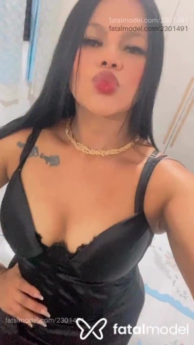 Acompanhante mulher morena (o) de olhos castanhos em São Paulo Acompanhante mulher morena (o) de olhos castanhos em São Paulo - Analise