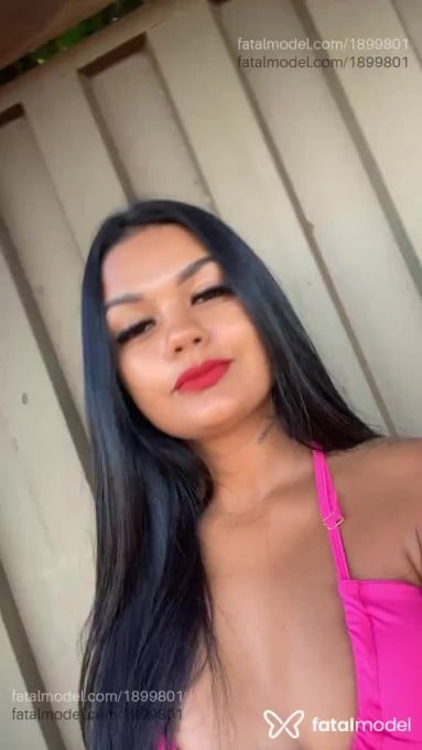 Acompanhante mulher morena (o) de olhos pretos em Rio Verde - Hellen