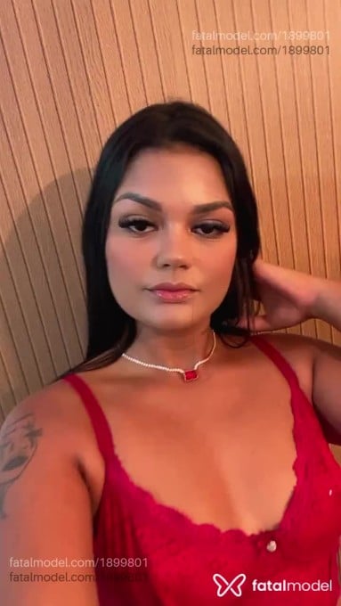 Acompanhante mulher morena (o) de olhos pretos em Rio Verde - Hellen