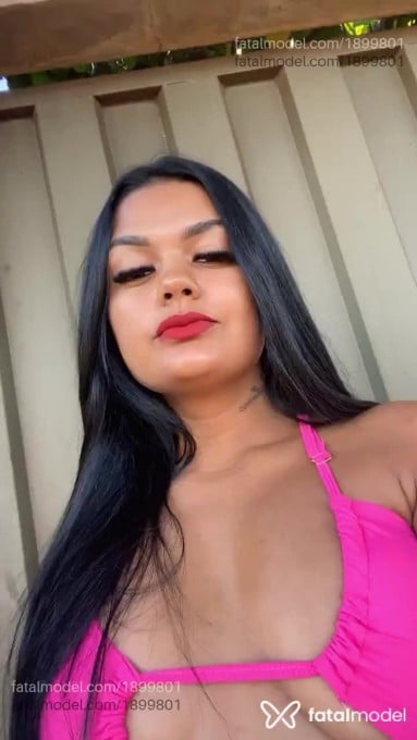 Acompanhante mulher morena (o) de olhos pretos em Rio Verde - Hellen