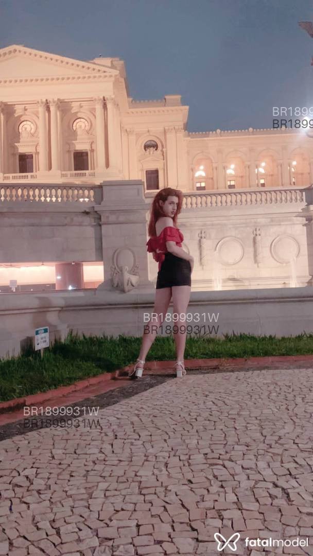 Acompanhante mulher trans ruiva (o) de olhos castanhos em São Paulo - Rosa Dellacruz