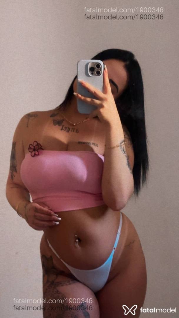 Acompanhante mulher morena (o) de olhos castanhos - Pyetra