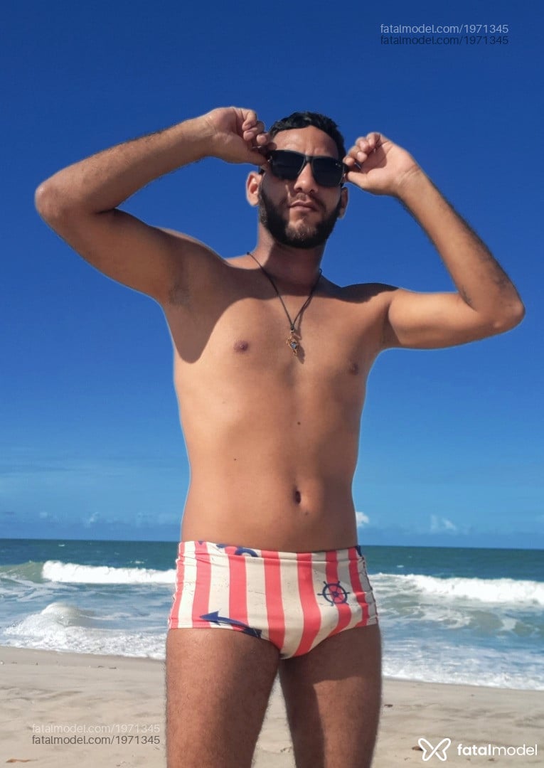 Acompanhante homem com cabelo castanho de olhos castanhos em Aquiraz - GBfit