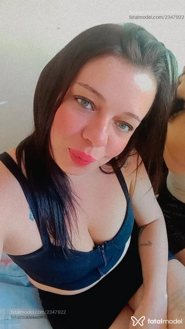 Acompanhante mulher com cabelo castanho de olhos verdes - Bruninha Acompanhante mulher com cabelo castanho de olhos verdes - Bruninha