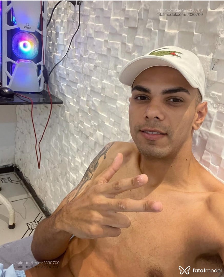 Acompanhante homem morena (o) de olhos castanhos em São Paulo Acompanhante homem morena (o) de olhos castanhos em São Paulo - Lucas Corinthiano