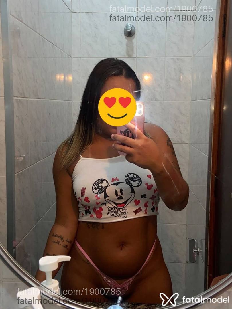 Acompanhante mulher morena (o) de olhos castanhos - Gaby
