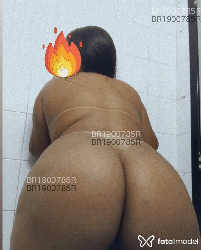 Acompanhante mulher morena (o) de olhos pretos em Petrópolis Acompanhante mulher morena (o) de olhos pretos em Petrópolis - Maitê