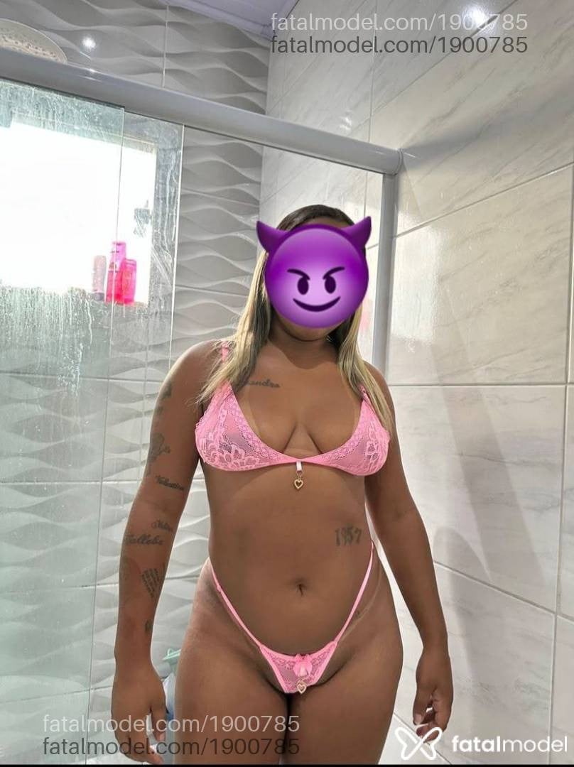 Acompanhante mulher morena (o) de olhos castanhos - Gaby