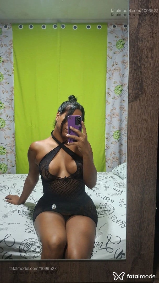 Acompanhante mulher trans morena (o) de olhos castanhos em Machadinho D'oeste - Gaby morena