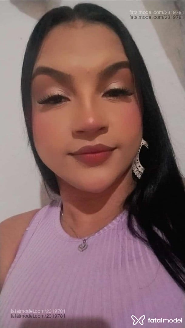 Acompanhante mulher morena (o) de olhos pretos em Joinville - Gaby Albuquerque