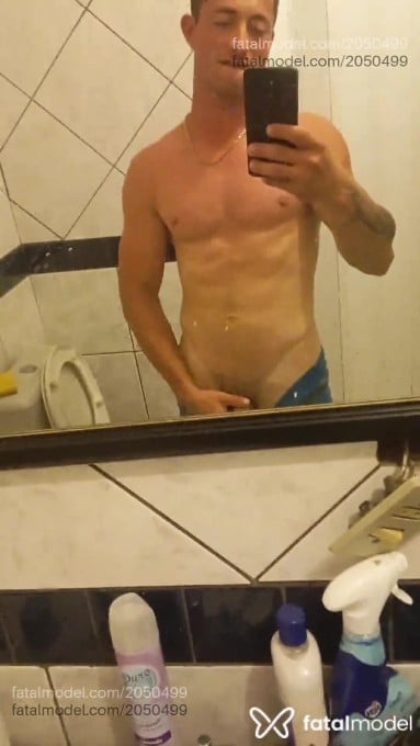 Acompanhante homem morena (o) de olhos castanhos em Taquara Acompanhante homem morena (o) de olhos castanhos em Taquara - Felipe Roehrs