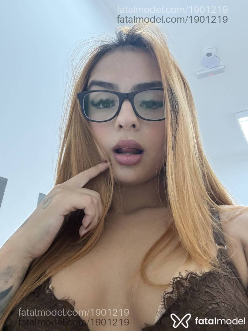 Acompanhante mulher ruiva (o) de olhos castanhos em Sorocaba - Alanna Chloe