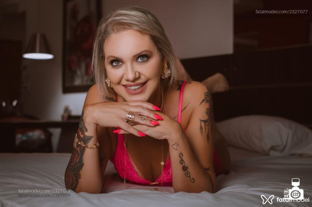 Acompanhante mulher loira (o) de olhos verdes em Campinas - Mel Lopes