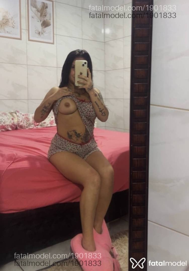 Acompanhante mulher morena (o) de olhos castanhos - Adryelle Savoy
