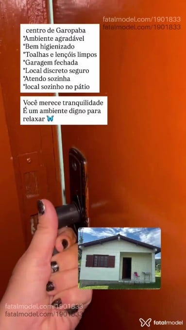 Acompanhante mulher morena (o) de olhos castanhos em Garopaba Acompanhante mulher morena (o) de olhos castanhos em Garopaba - Adryelle Savoy