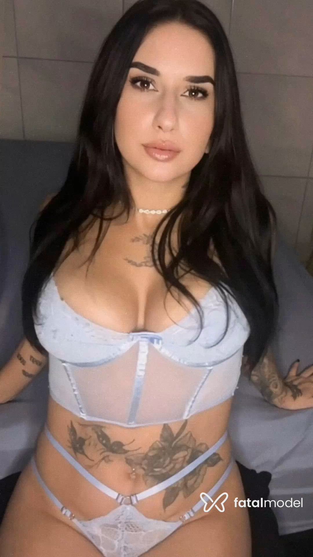 Acompanhante mulher morena (o) de olhos castanhos - Adryelle Savoy