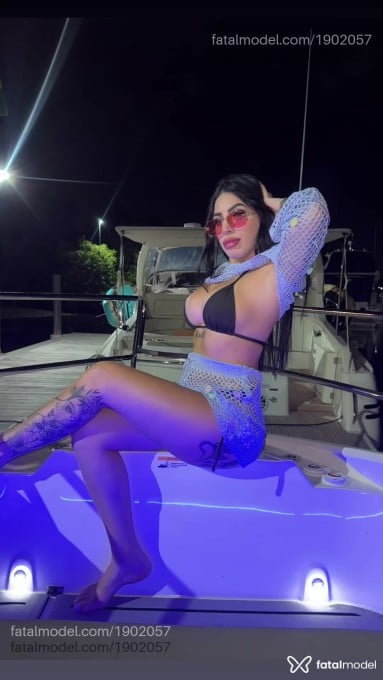 Acompanhante mulher morena (o) de olhos mel em Lins - Mavie Ferraz